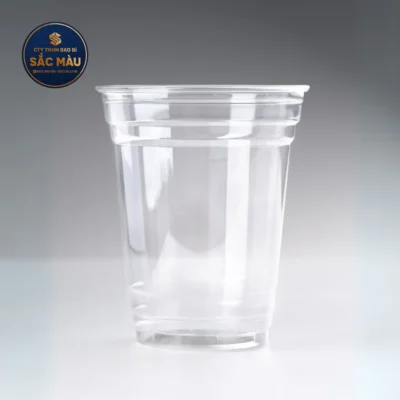 ly nhựa dùng một lần